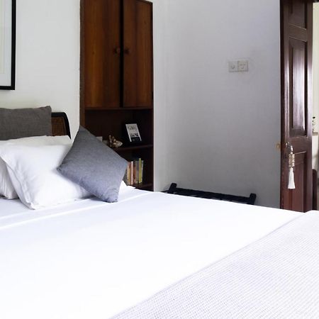 "27" Spathodea- Oasis In The City Colombo Esterno foto