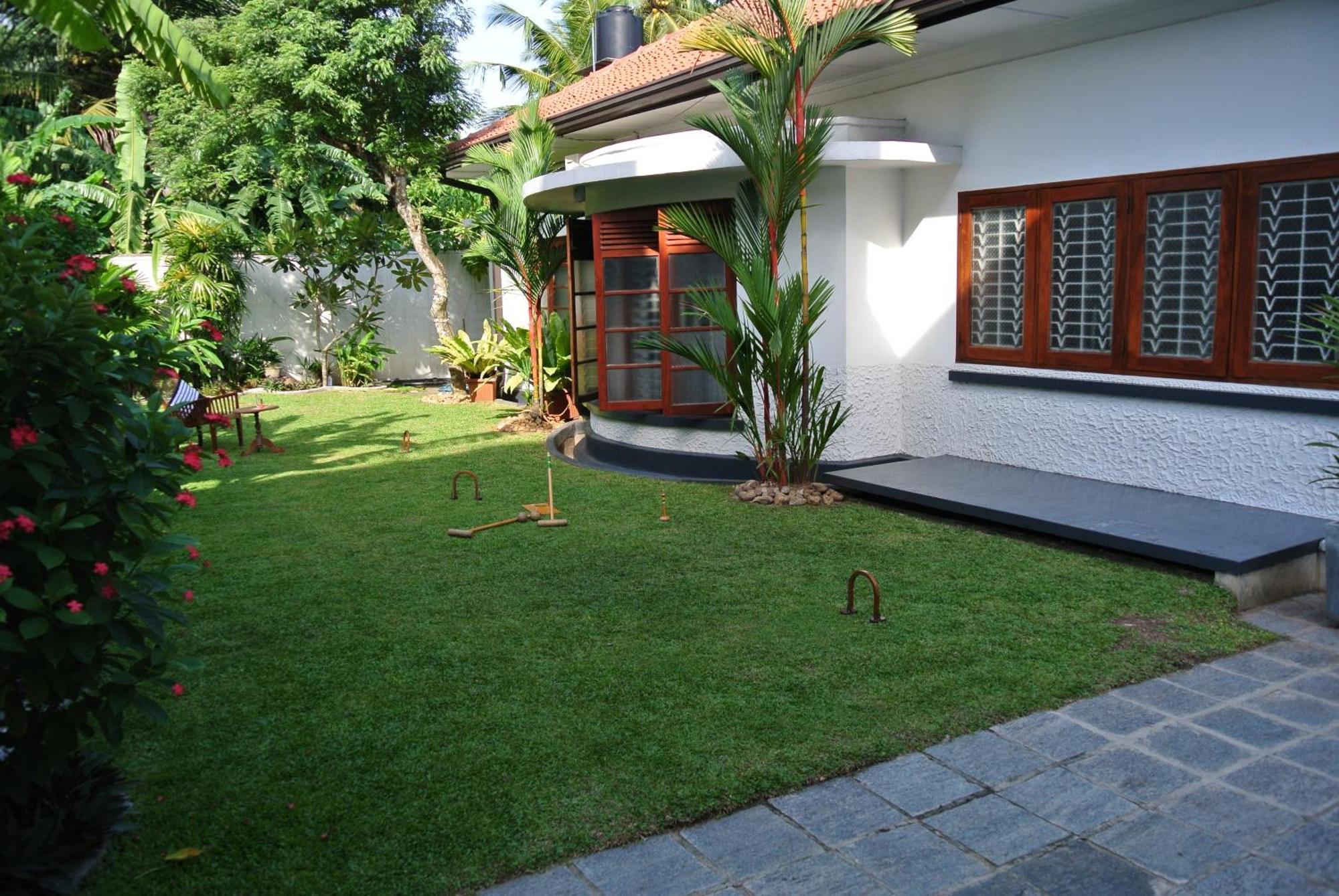 "27" Spathodea- Oasis In The City Colombo Camera foto