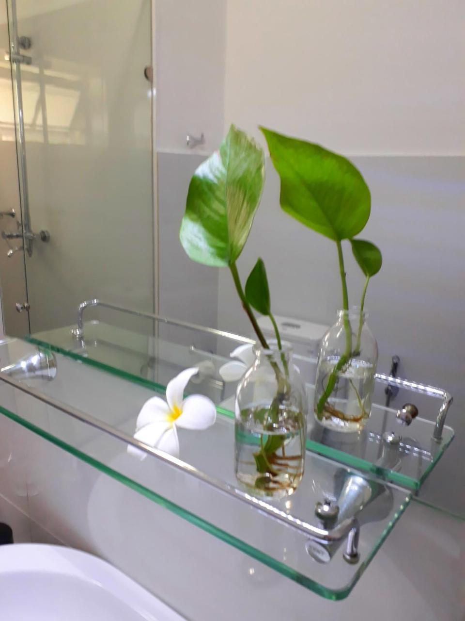 "27" Spathodea- Oasis In The City Colombo Esterno foto